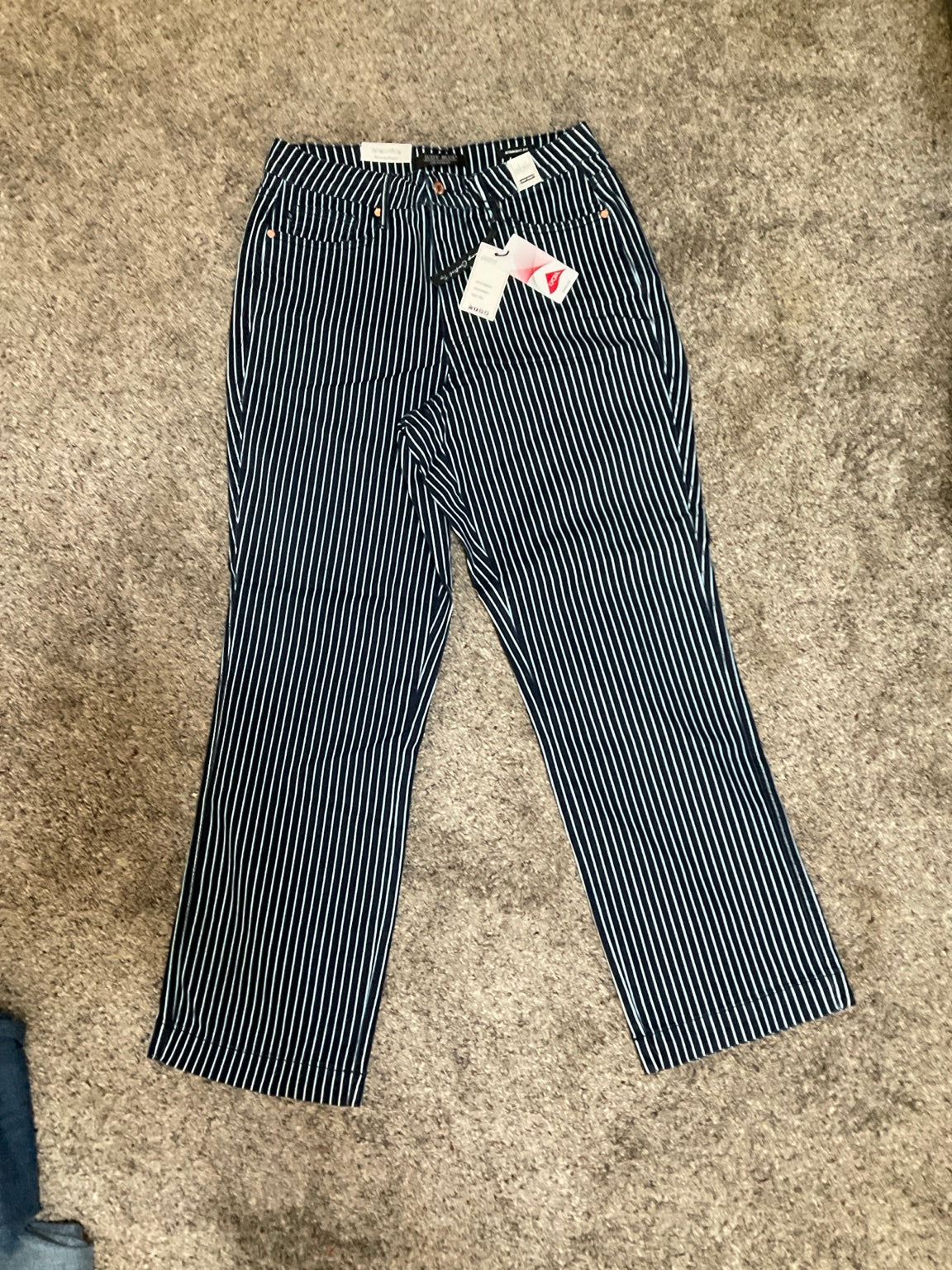 Judy Blue Pinstripe Straight Leg Jeans – Dark Wash NWT